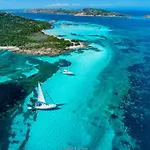 L'isola Incantata * Λα Μανταλένα